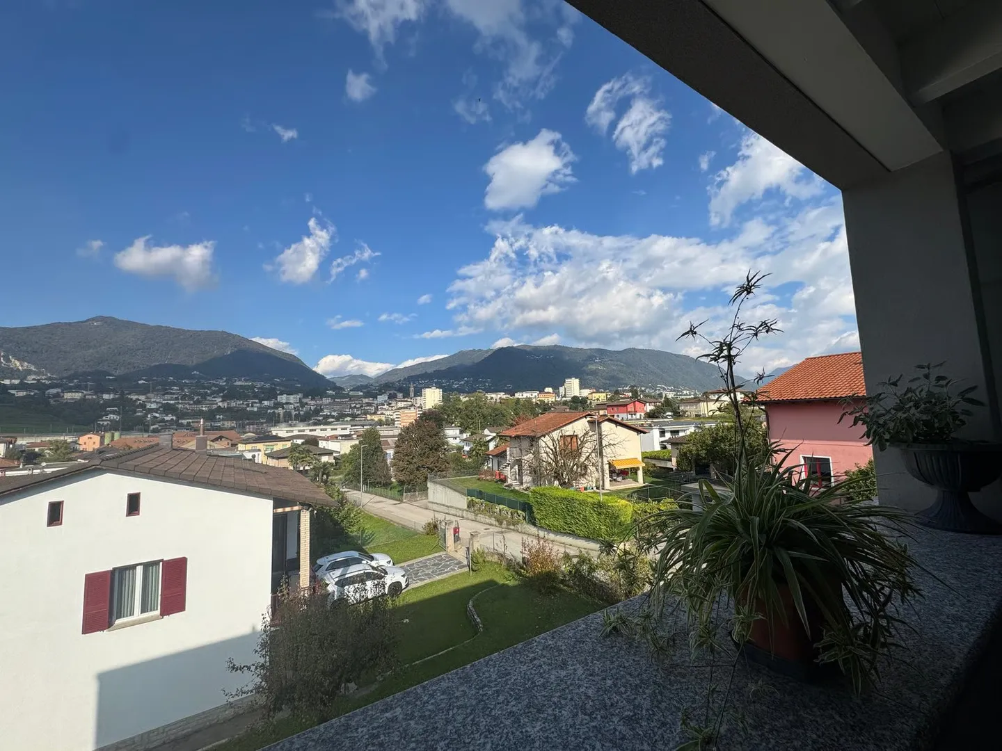Einnahmeobjekt in Balerna - Foto 13 von 13