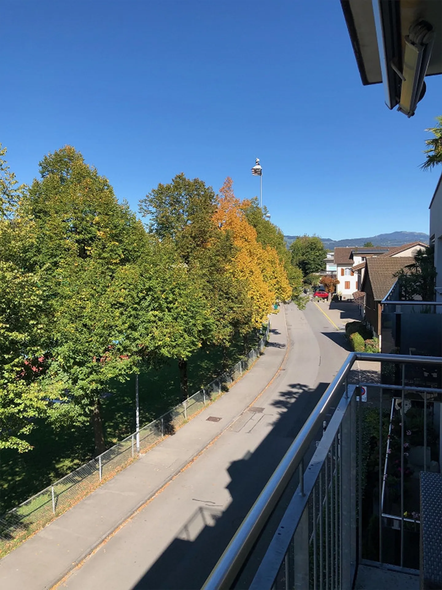 appartamento moderno e confortevole - Foto 2 di 13