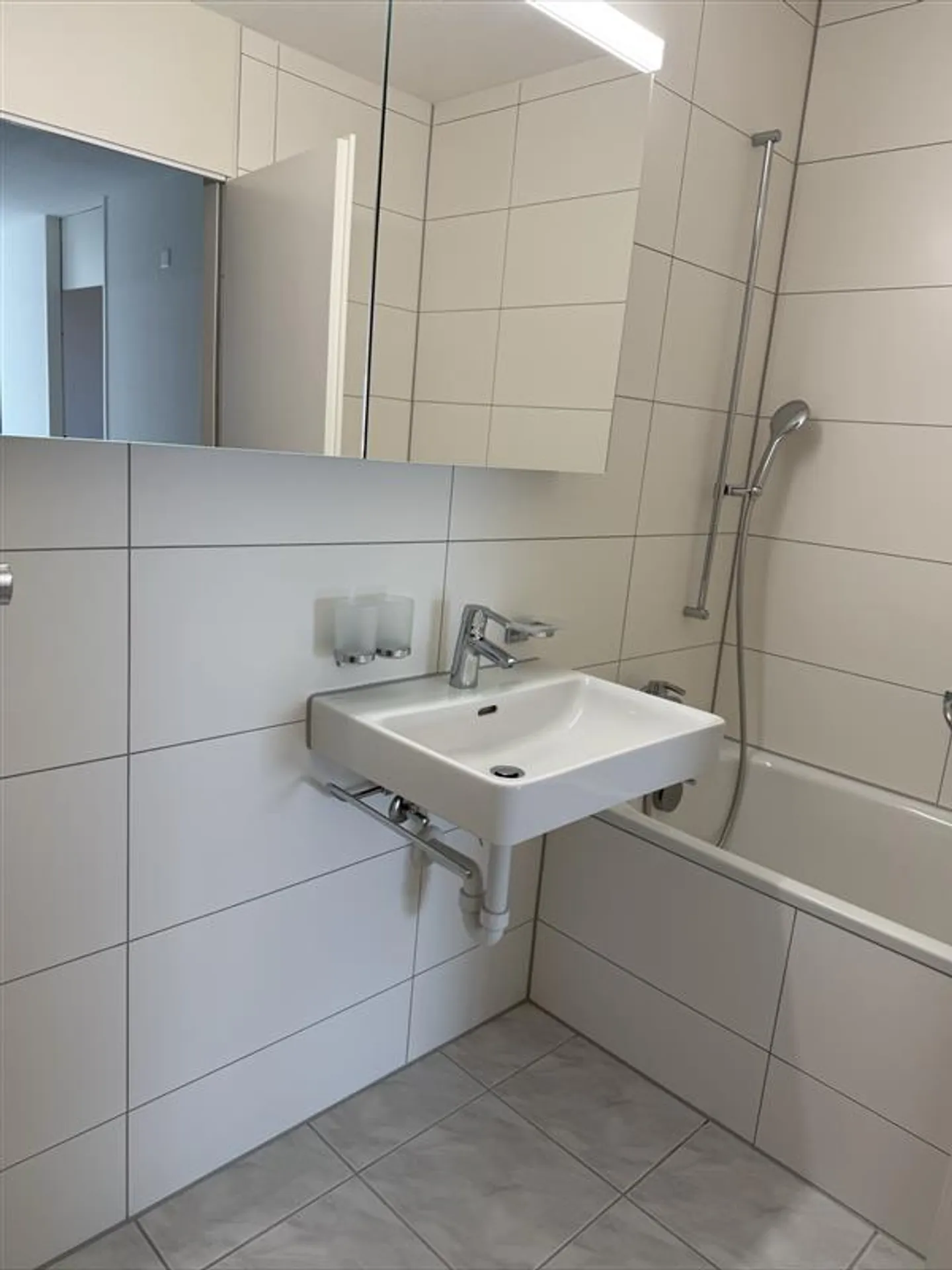 Modern 3.5-room apartment in a quiet location - Photo 5 of 6