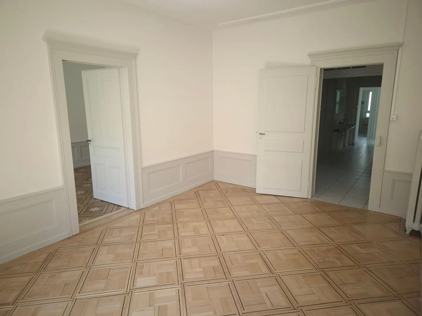 Appartamento molto grande di 7,5 stanze - Foto 7 di 13