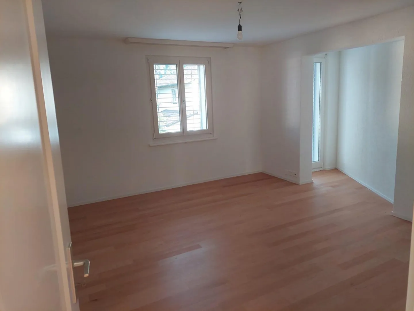 Helle 4.5-Zimmer-Wohnung - Foto 7 von 8