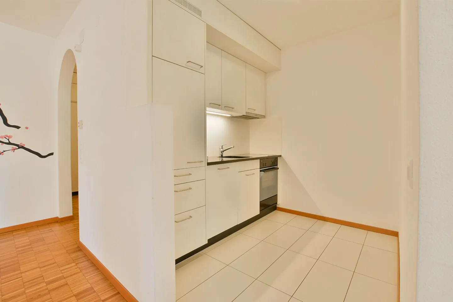 Bright 3.5-room furnished apartment with park view - Photo 6 of 9
