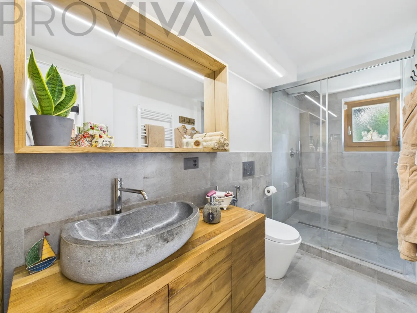 Una casa da amare - Casa ristrutturata con 4,5 stanze e vista sulla valle - Foto 6 di 7