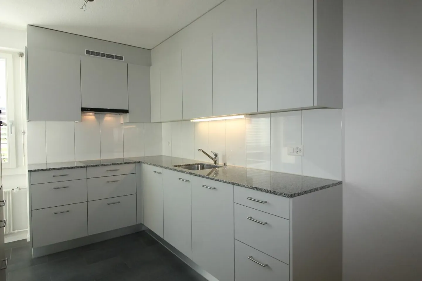 Appartement à louer - Photo 2 sur 7