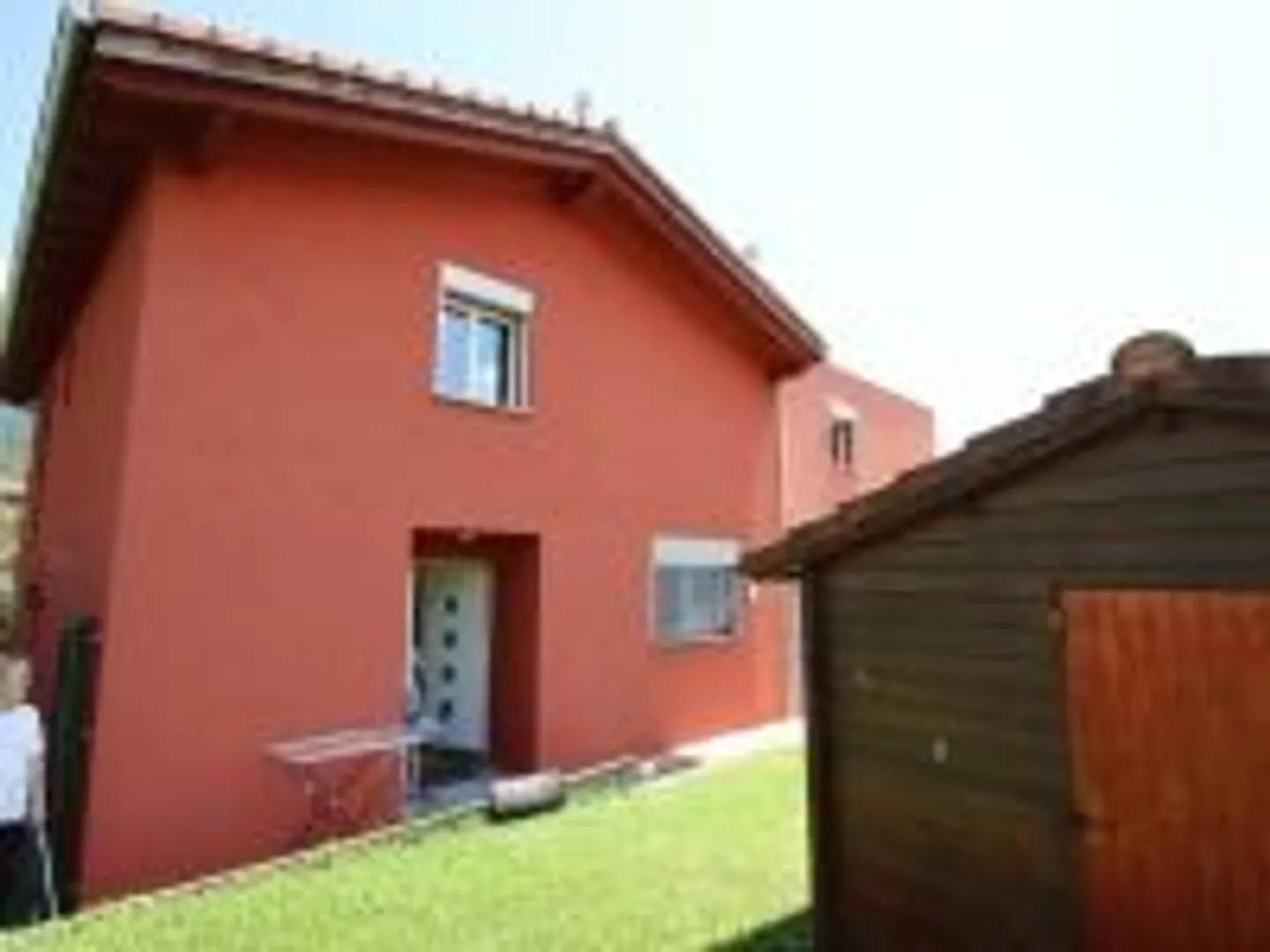 Terreno all'asta in zona tranquilla - Foto 1 di 13