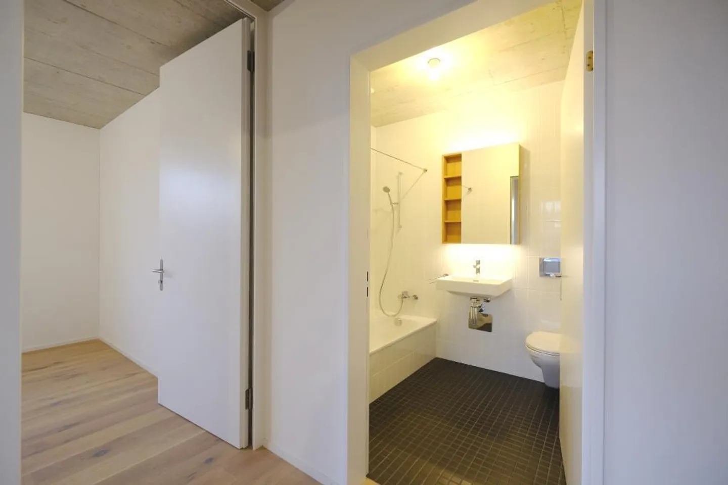 Charmante Wohnung in Uster - Foto 3 von 10