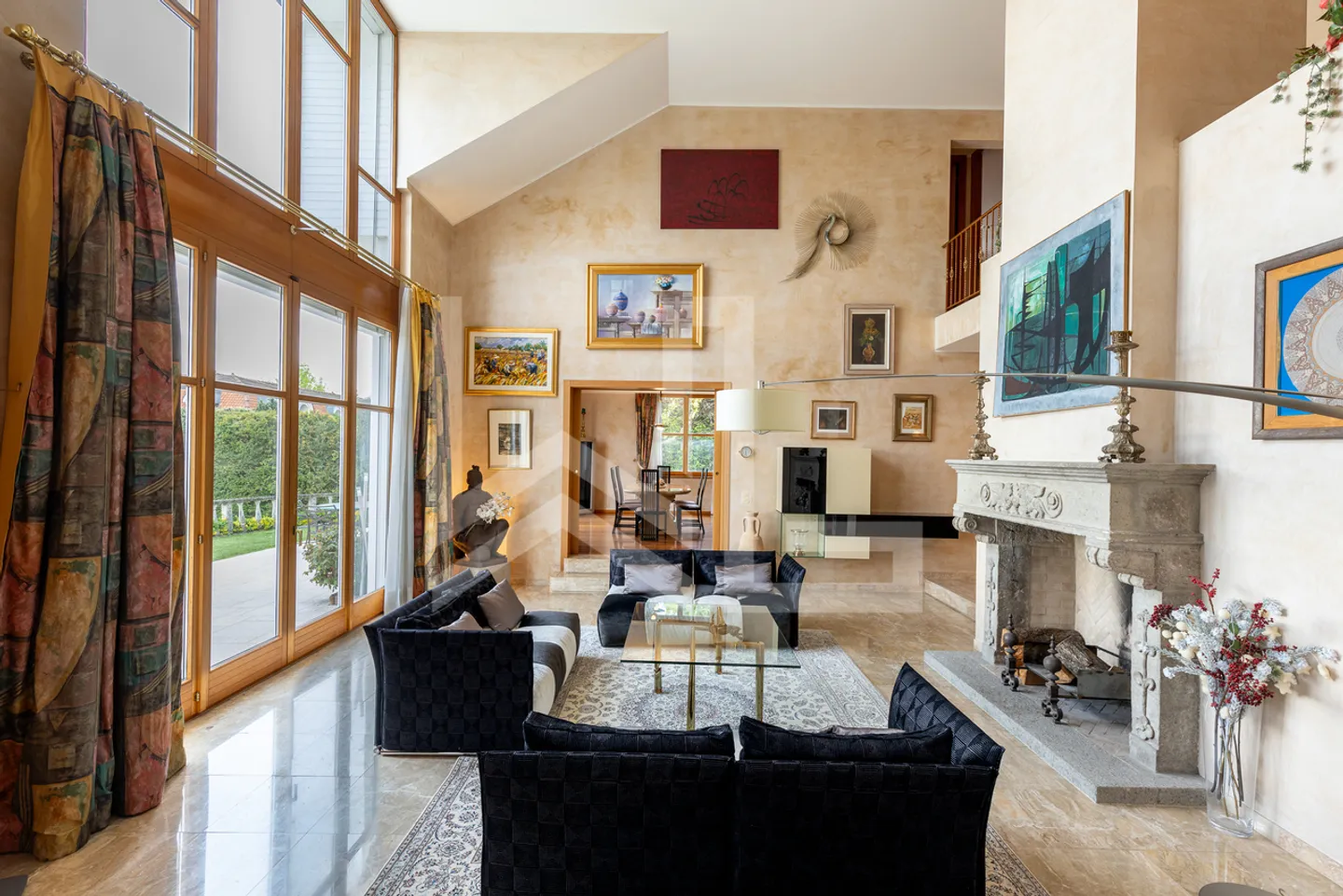 Villa mit atemberaubendem Blick auf die Küste, den See und die Alpen - Foto 4 von 24