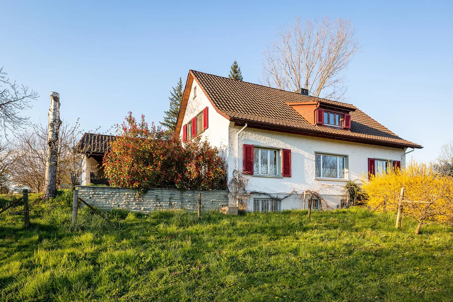 Charmante maison de campagne dans le vert, en périphérie sud d'Arbon - Photo 1 sur 11