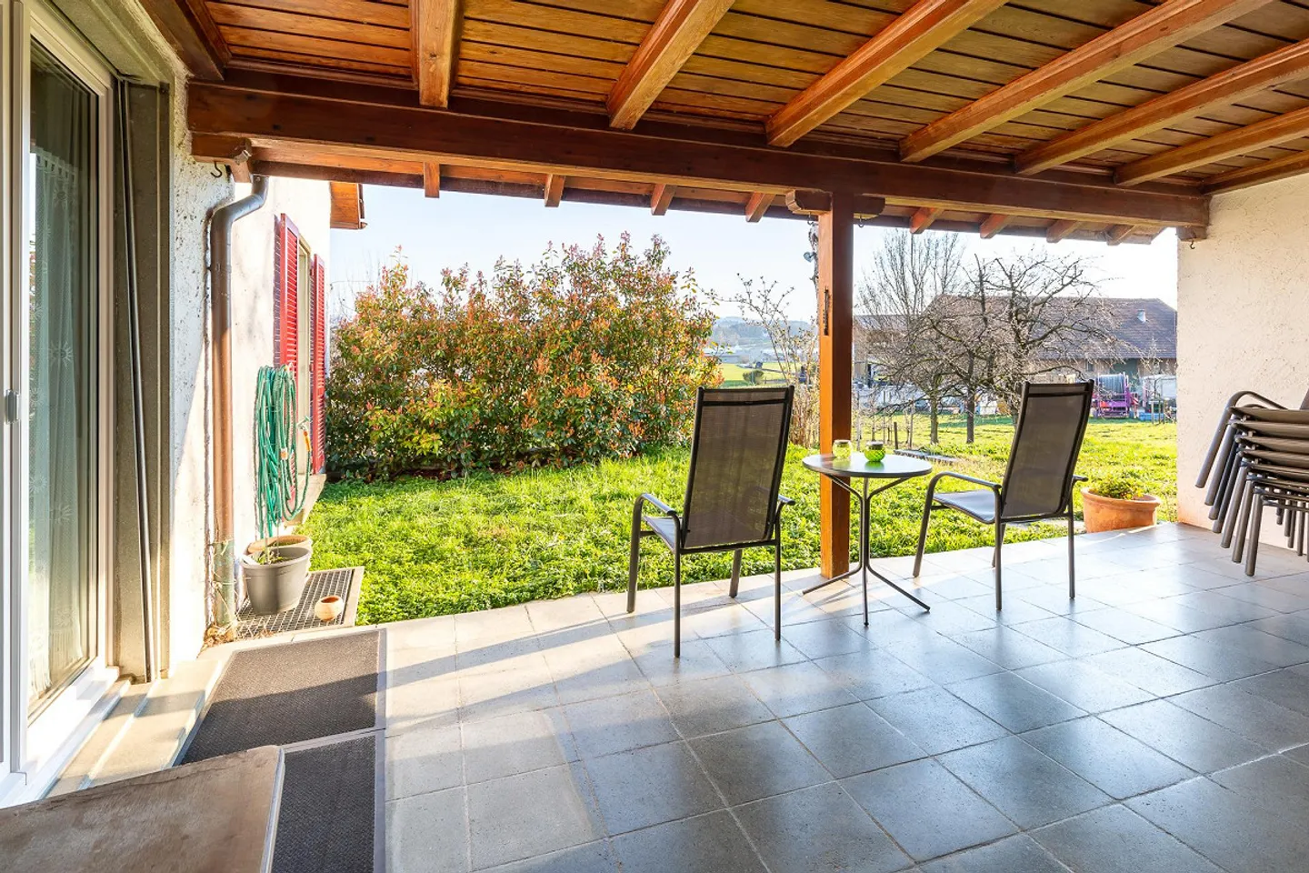 Charmante maison de campagne dans le vert, en périphérie sud d'Arbon - Photo 2 sur 11