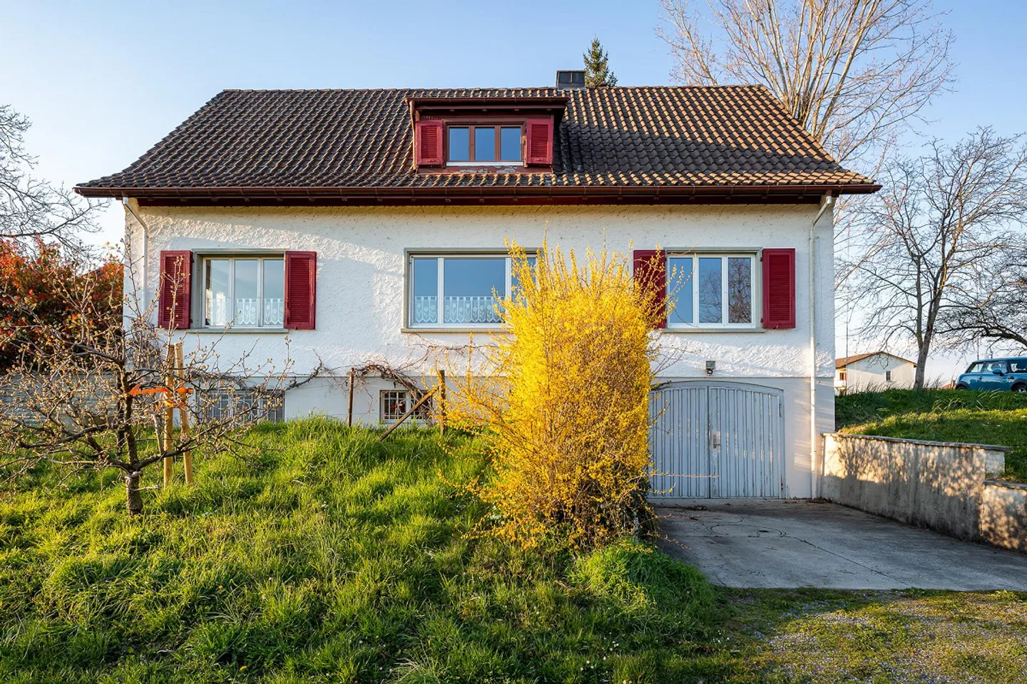 Charmante maison de campagne dans le vert, en périphérie sud d'Arbon - Photo 3 sur 11