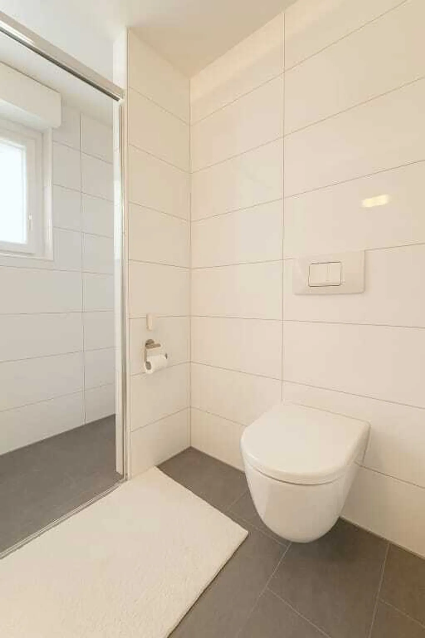 Appartement de jardin 3,5 pièces avec lumière et calme à Niederscherli - Photo 7 sur 13