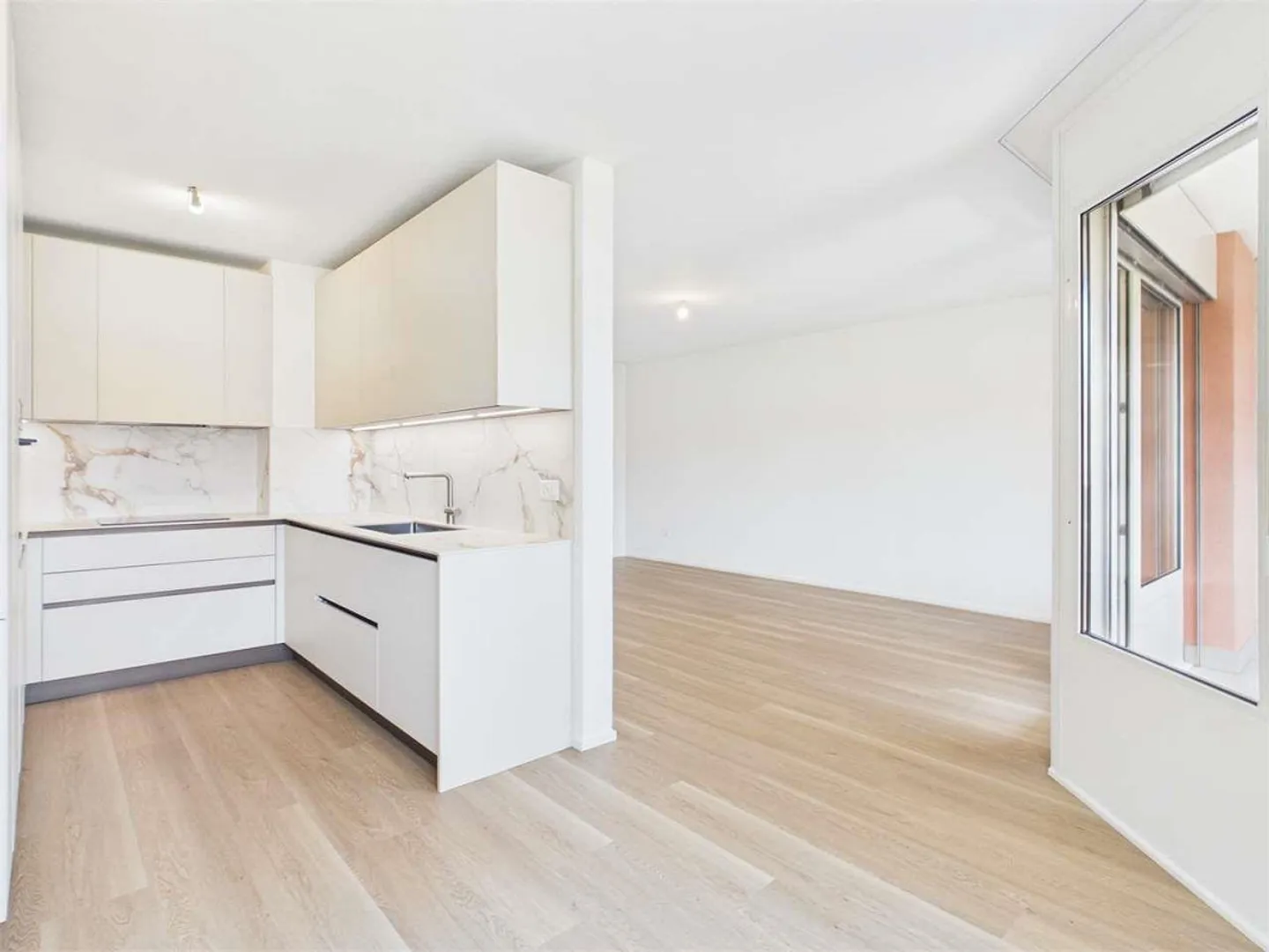 Modern 3.5 rooms on the top floor - Photo 1 of 6