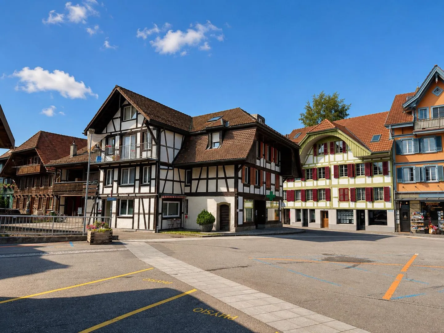 Locaux commerciaux centraux – au cœur du village de Schwarzenburg - Photo 14 sur 21