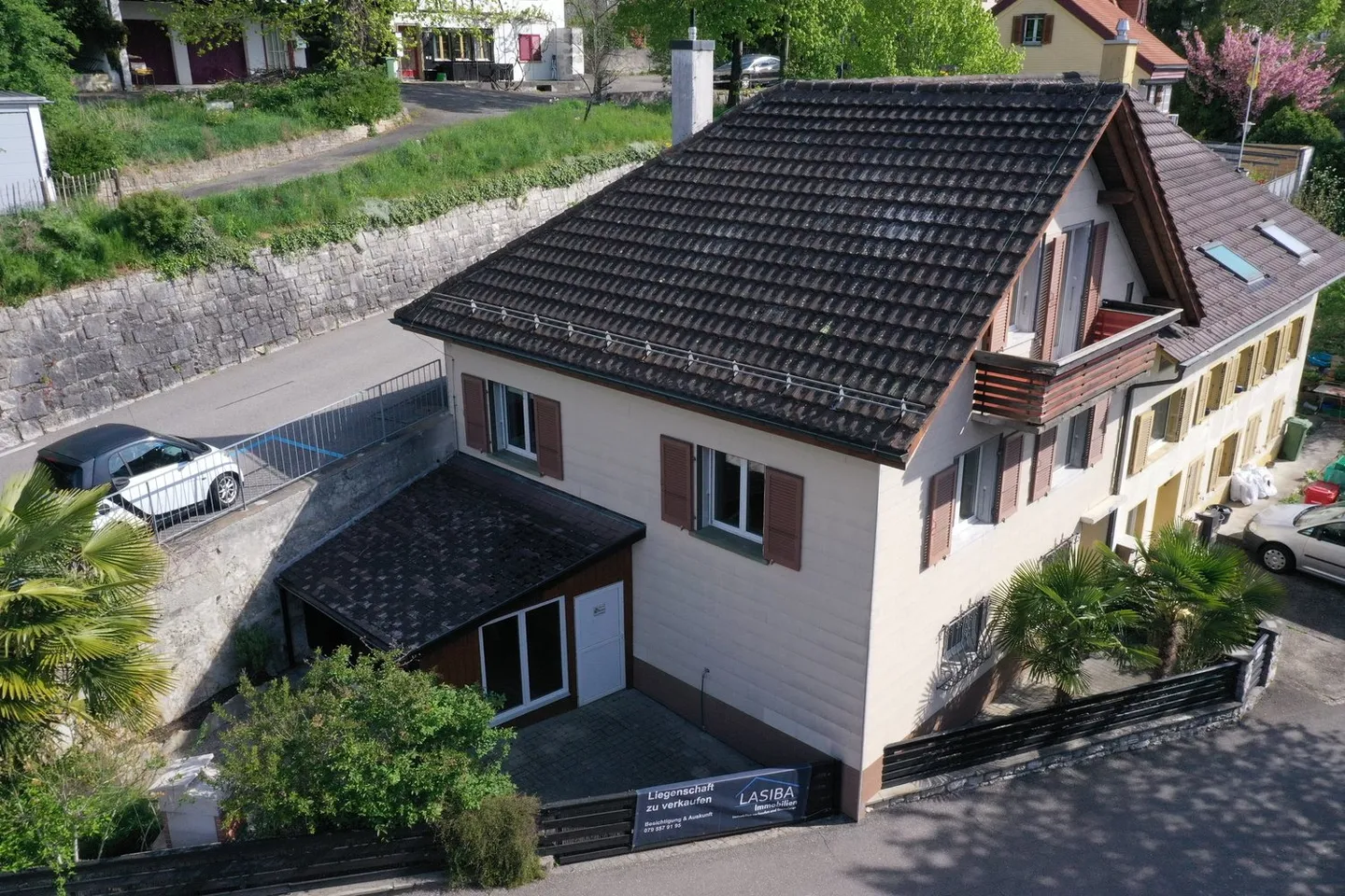 Charmante, lumineuse maison jumelée avec 4,5 pièces - Photo 2 sur 17