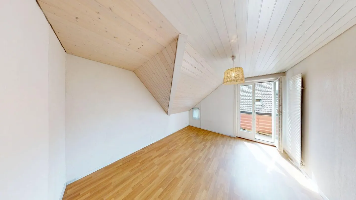 Charmante, lumineuse maison jumelée avec 4,5 pièces - Photo 9 sur 17