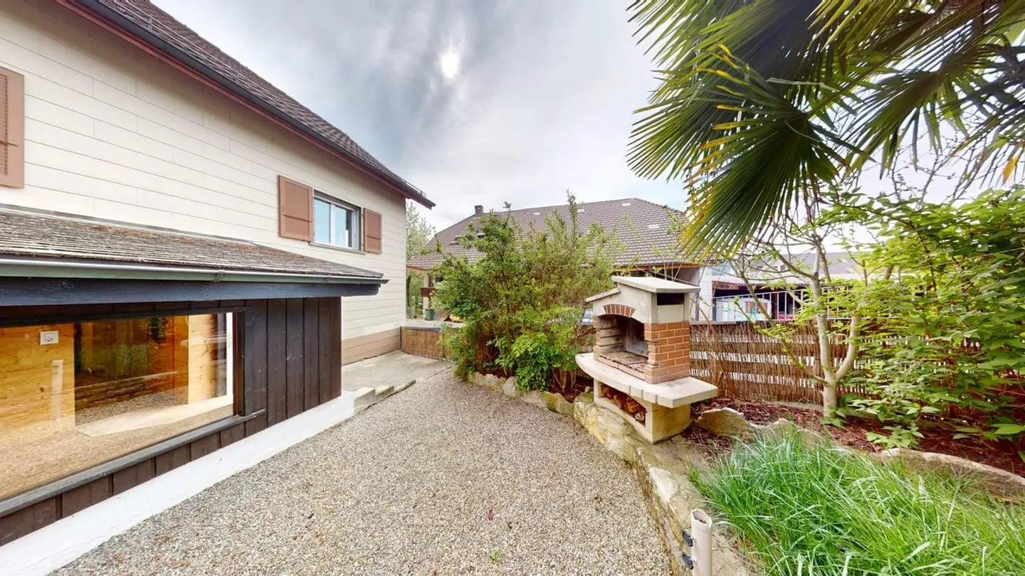 Charmante, lumineuse maison jumelée avec 4,5 pièces - Photo 13 sur 17