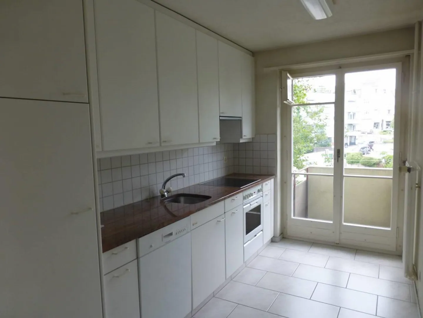 Appartement situé au centre avec vue sur la verdure et le Uetliberg - Photo 4 sur 8