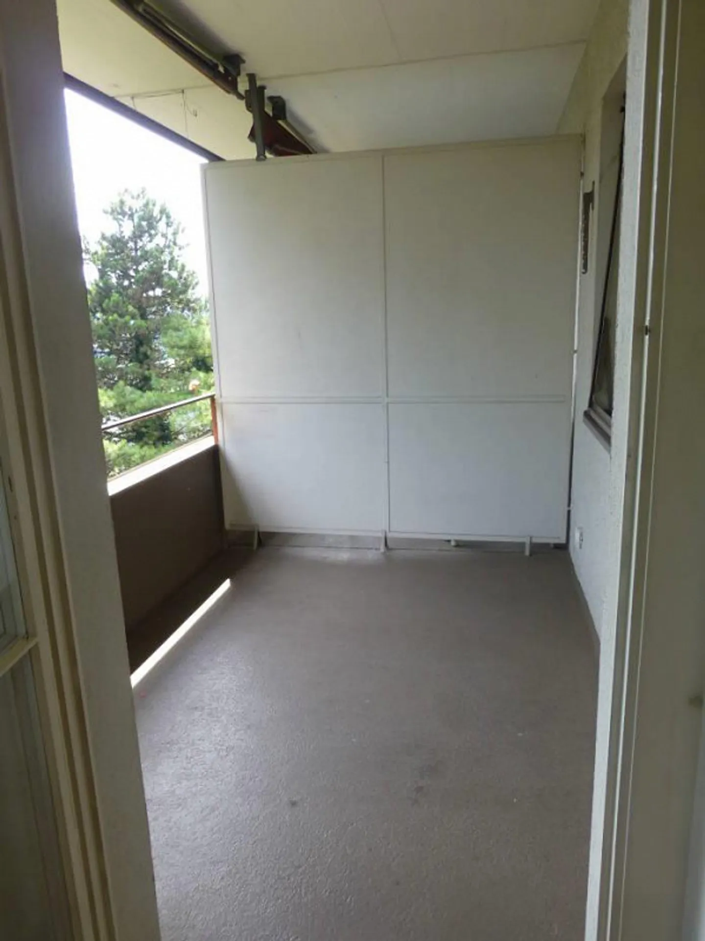 Appartement situé au centre avec vue sur la verdure et le Uetliberg - Photo 7 sur 8