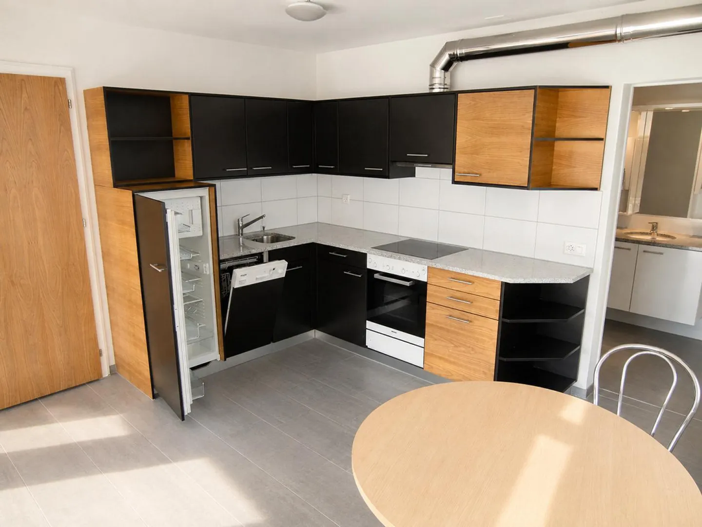 2.0 Room Apartment in Ramsen - Photo 2 of 9