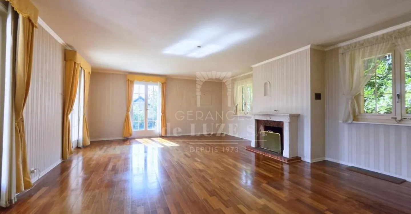 EN EXCLUSIVITE - Spacieuse villa individuelle familiale de 6 pièces - Photo 4 of 12