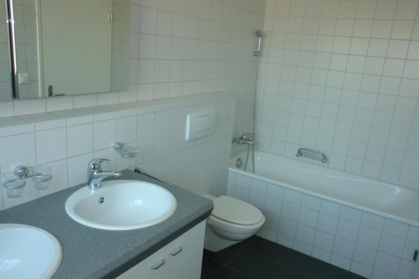 Top Apartment in Steinhof Quarter - Photo 6 of 9