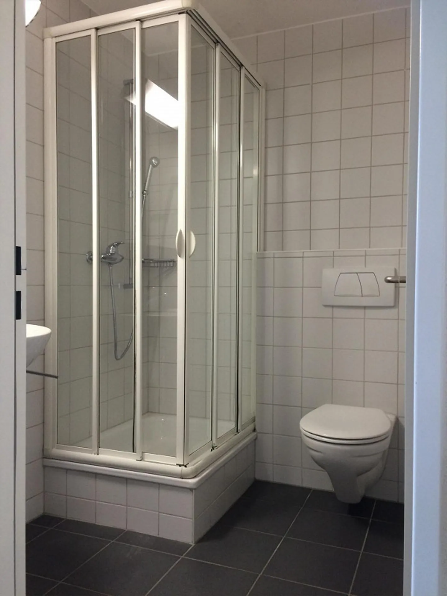 Top Apartment in Steinhof Quarter - Photo 7 of 9