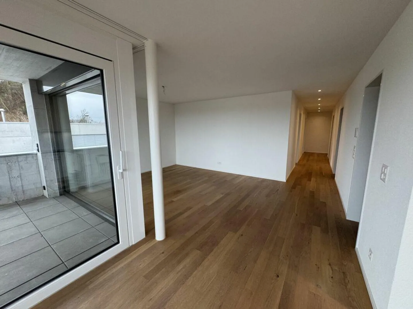Appartamento luminoso di 3,5 stanze con vista! - Foto 5 di 15