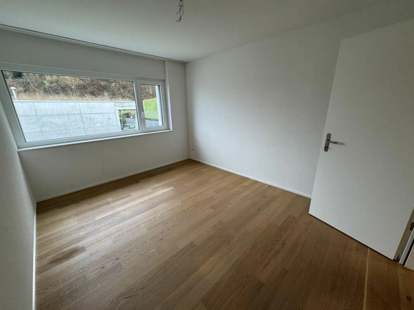 Appartamento luminoso di 3,5 stanze con vista! - Foto 8 di 15