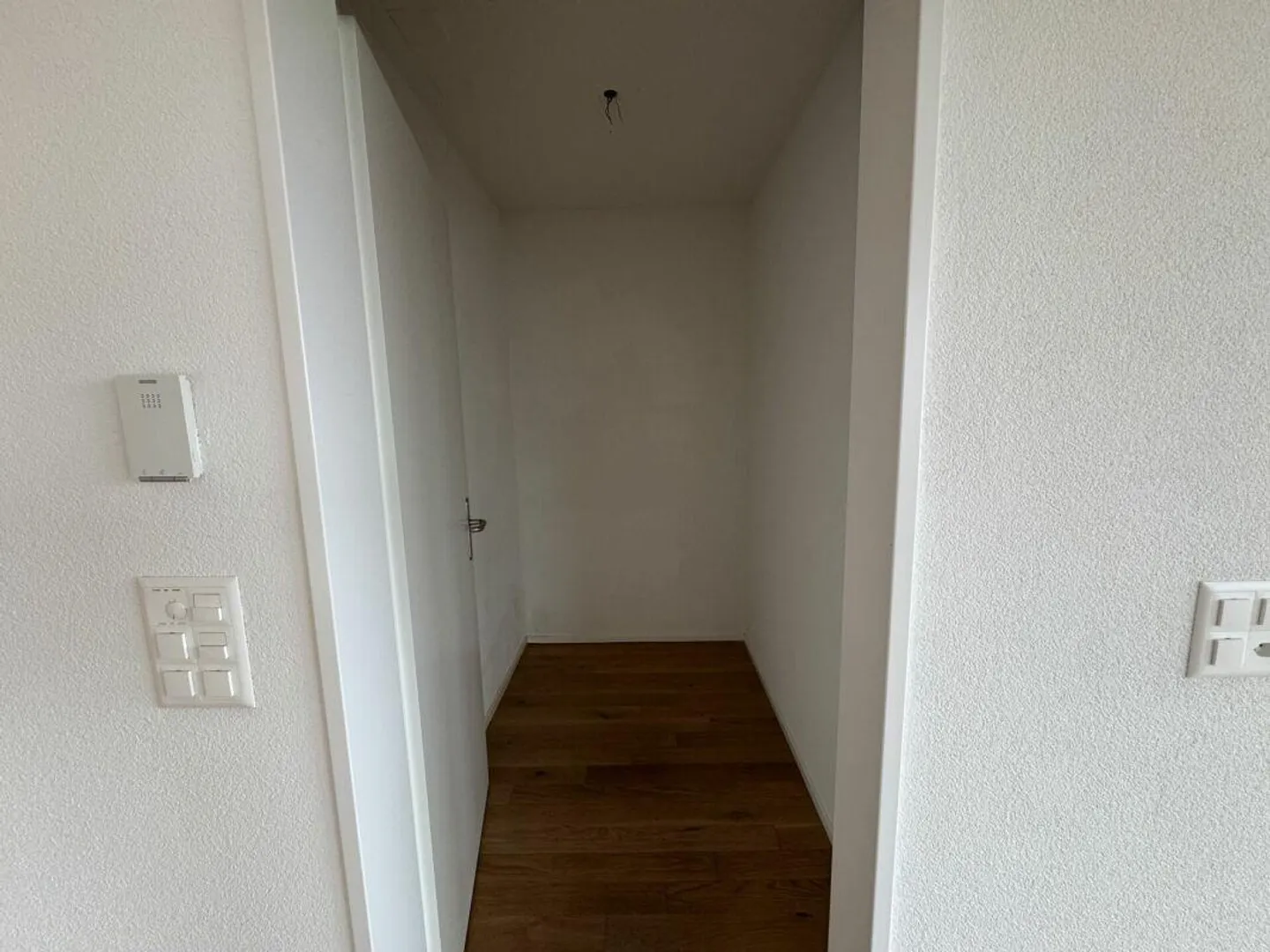 Appartamento luminoso di 3,5 stanze con vista! - Foto 14 di 15