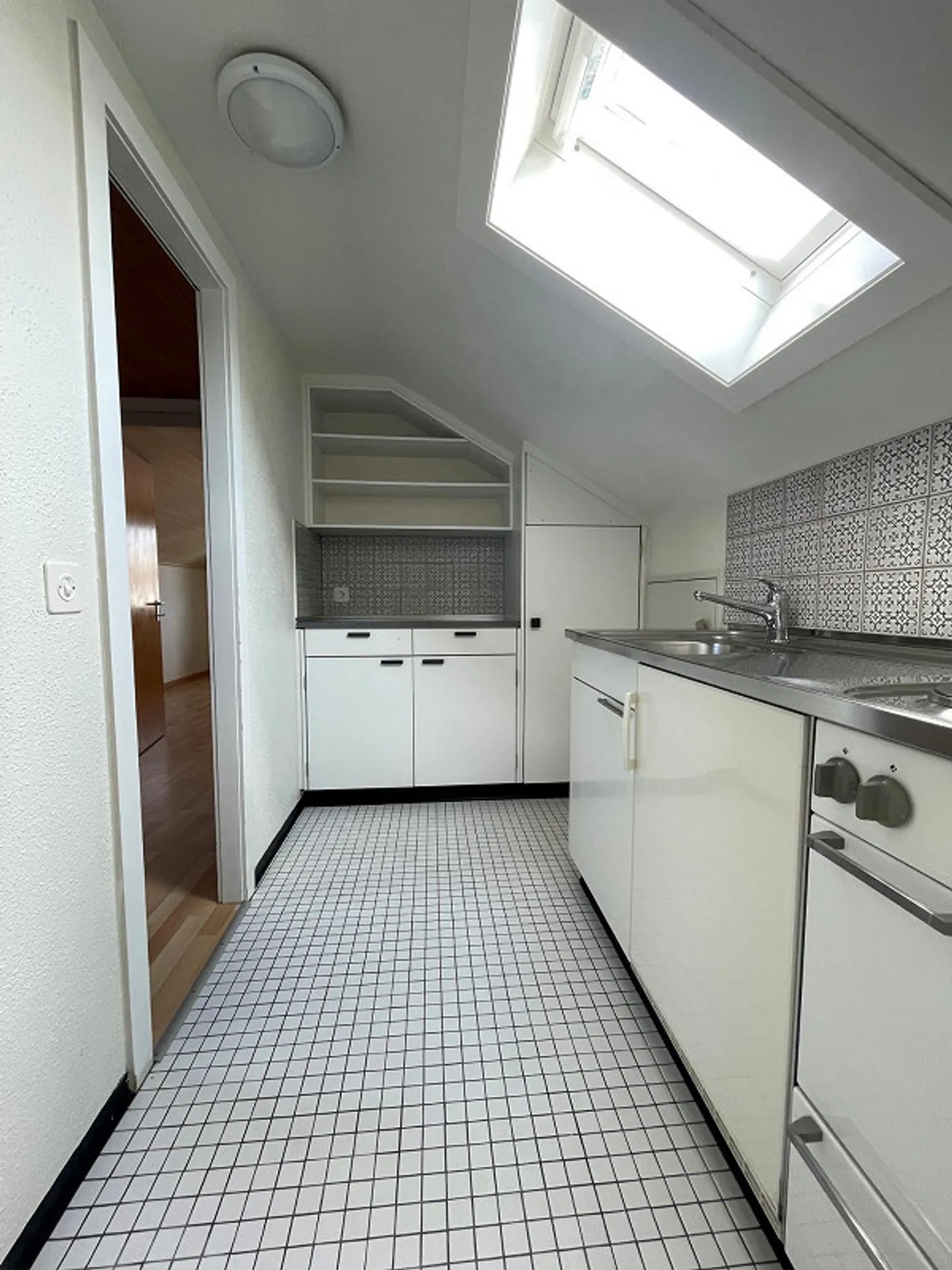 Pratico appartamento mansardato 1.5 camere a Speicher! - Foto 5 di 6