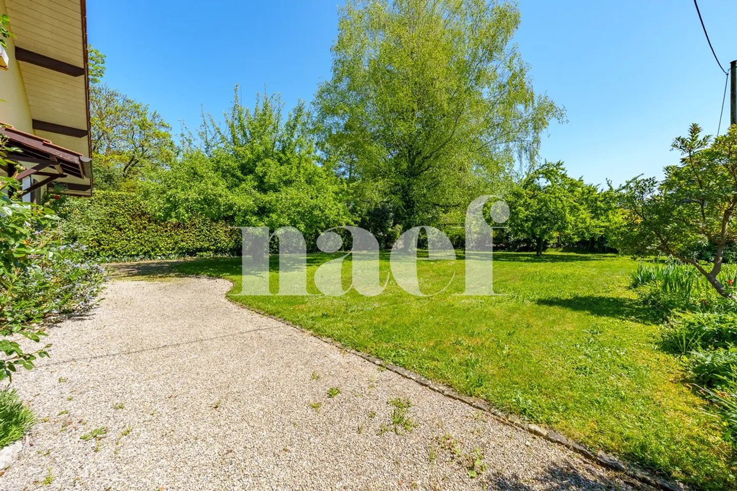 Charmante Familienvilla in der Natur - Foto 4 von 13