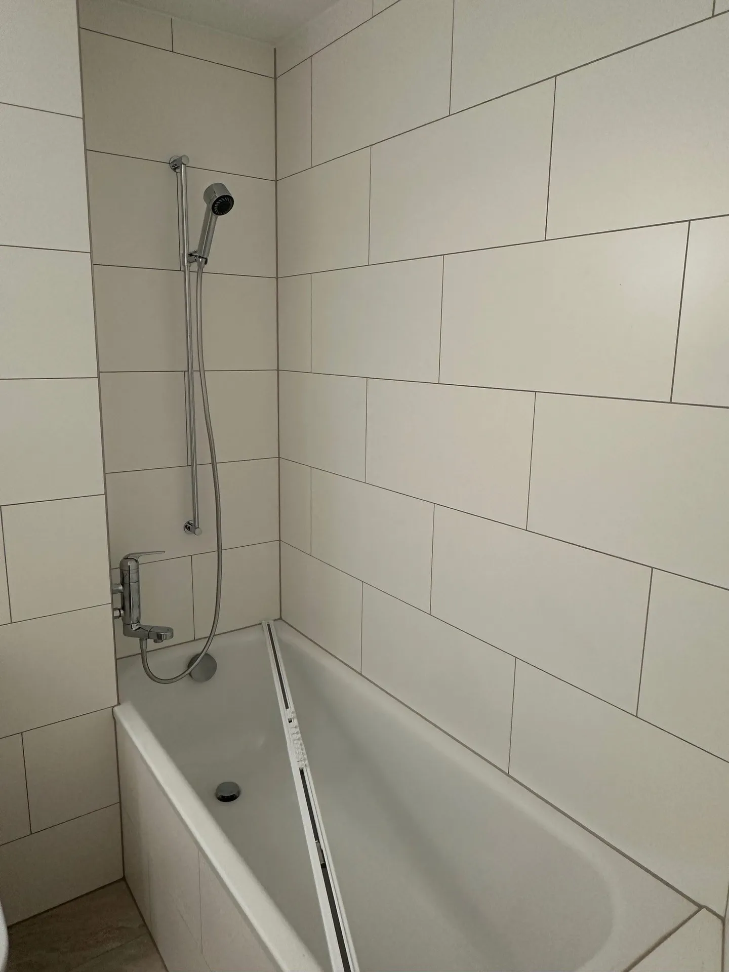 In the final sprint to rental - Photo 6 of 10