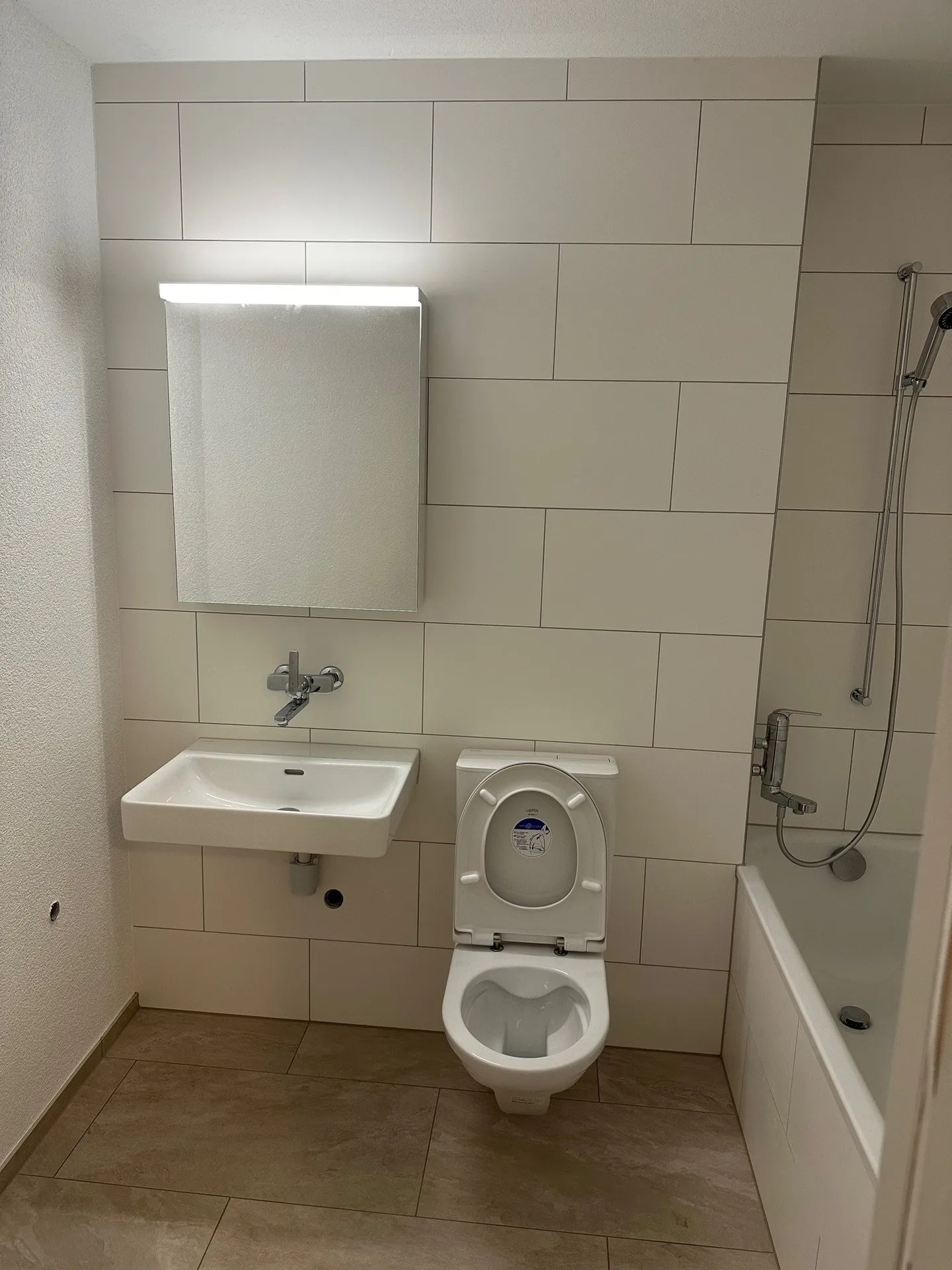 In the final sprint to rental - Photo 7 of 10