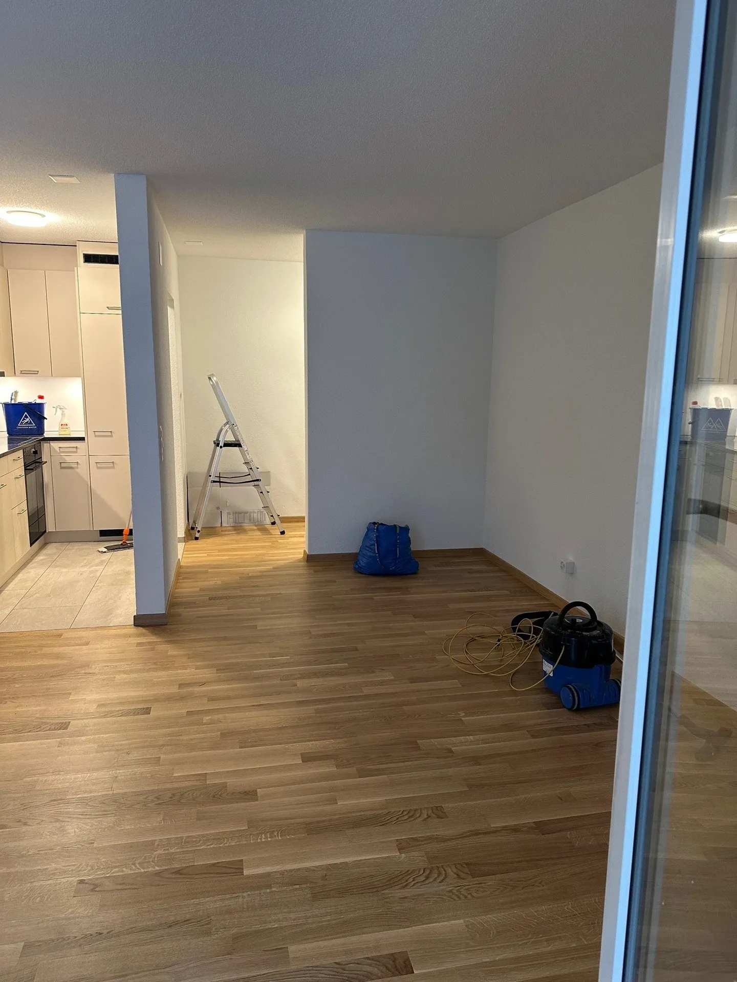 In the final sprint to rental - Photo 4 of 10