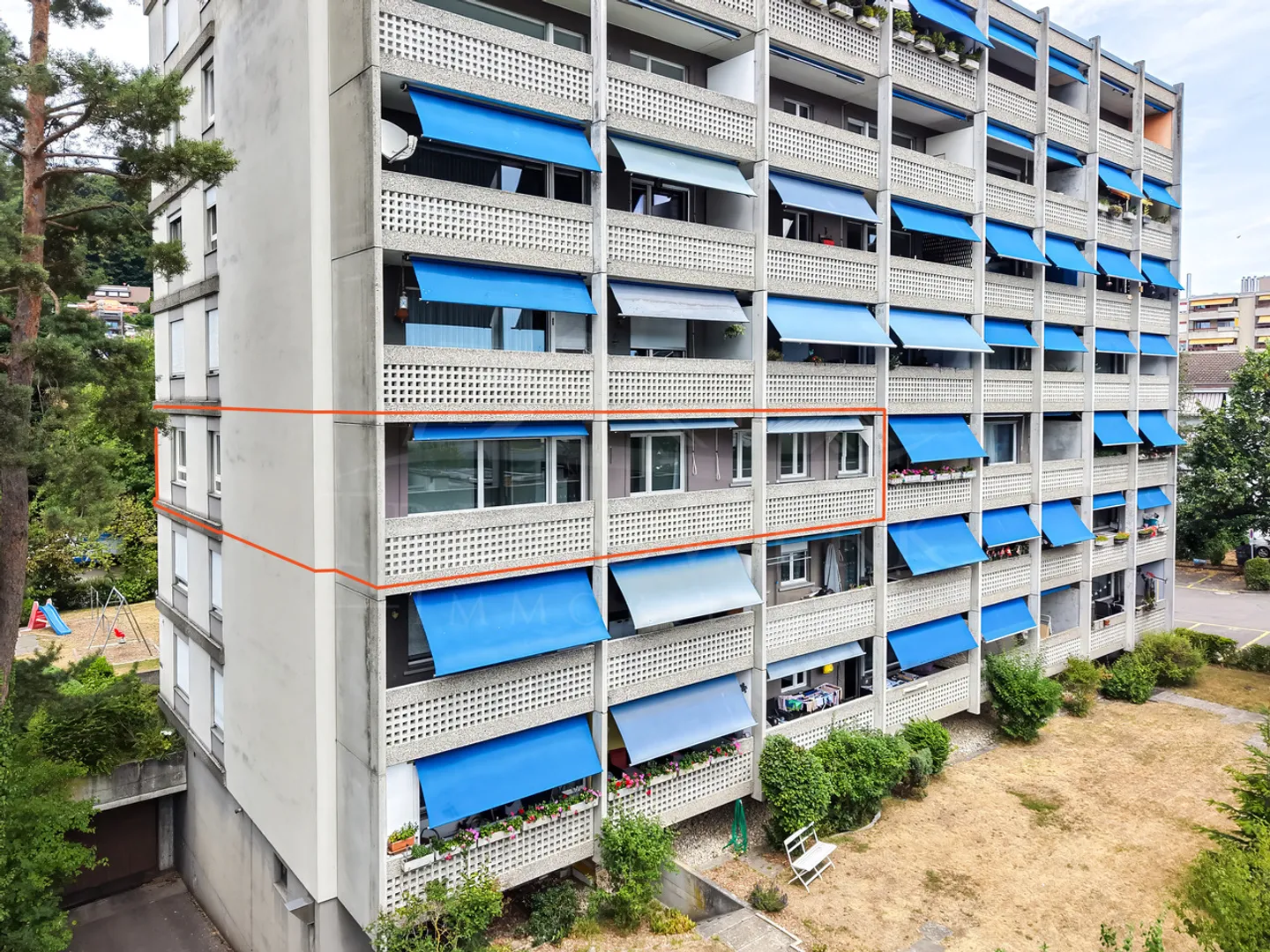 Appartement spacieux de 6,5 pièces dans un quartier calme à Rüfenacht - Photo 1 sur 12