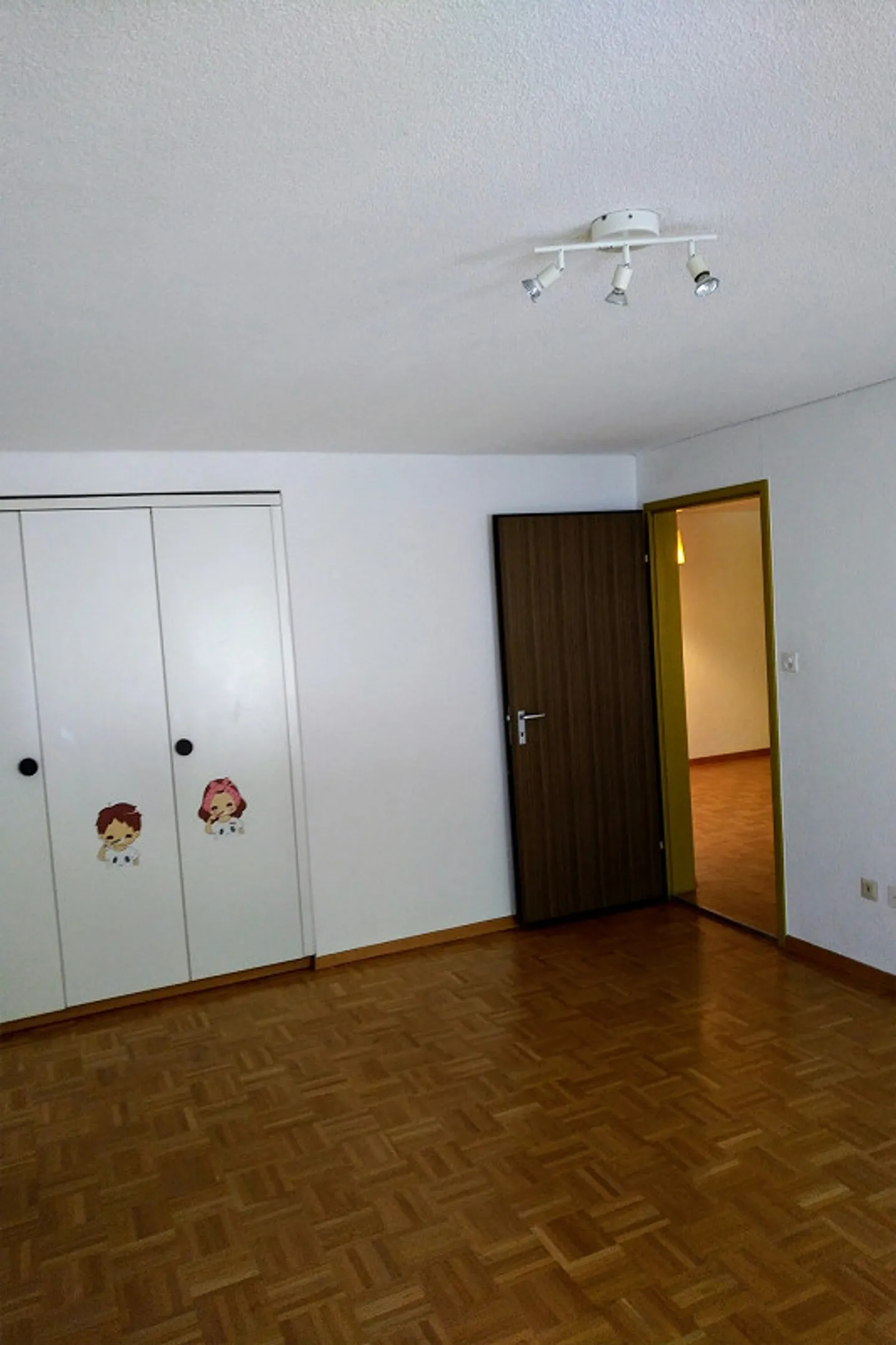 Geräumige Wohnung mit Blick ins Grüne - Foto 6 von 13