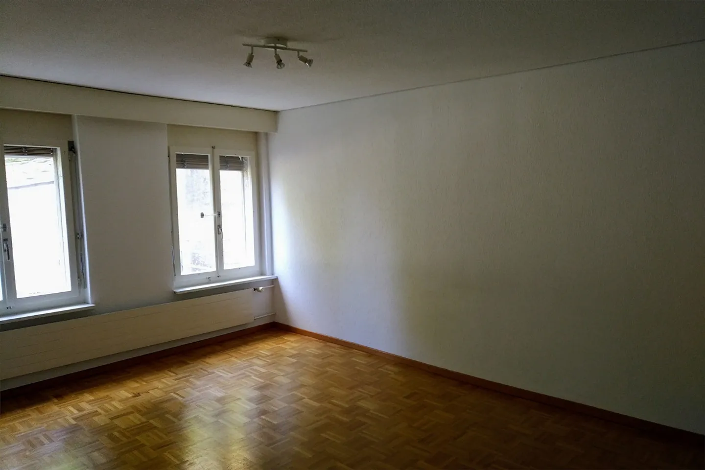 Geräumige Wohnung mit Blick ins Grüne - Foto 9 von 13
