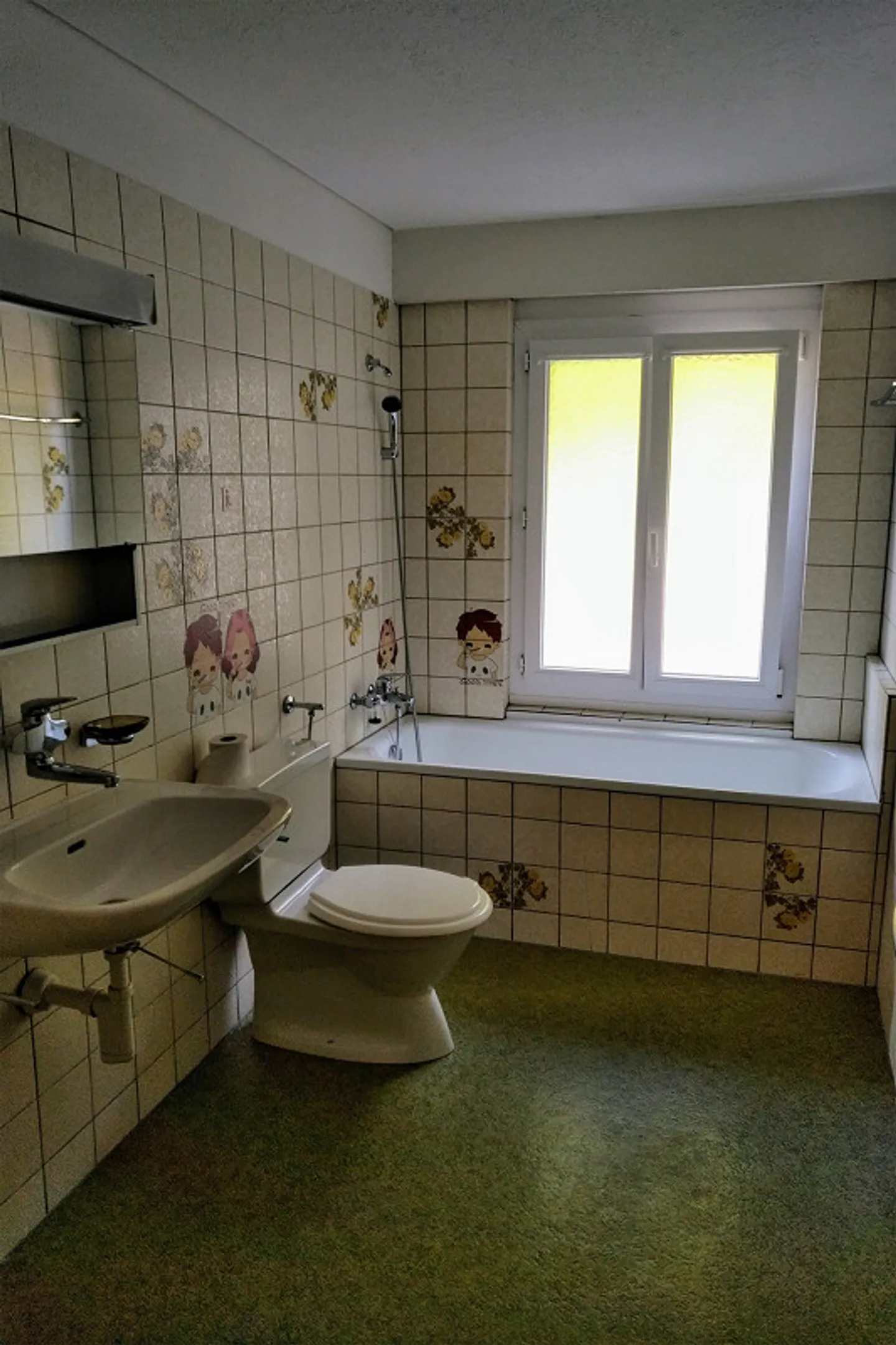 Geräumige Wohnung mit Blick ins Grüne - Foto 10 von 13