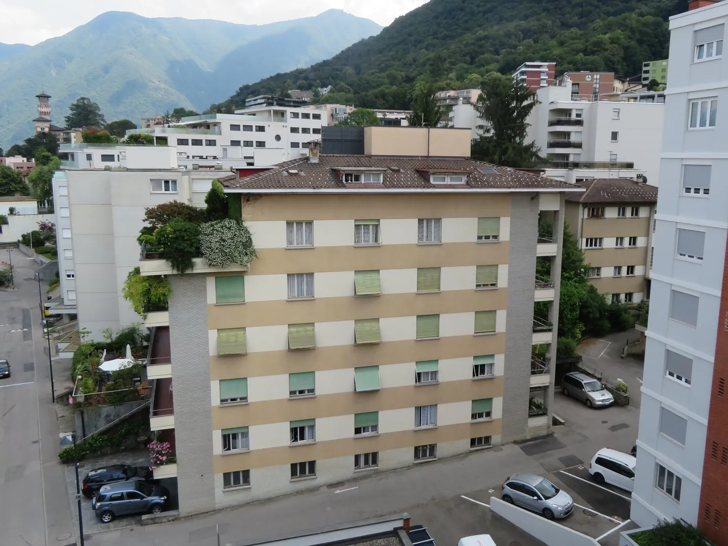 Charmante Wohnung in Paradiso - Foto 1 von 7