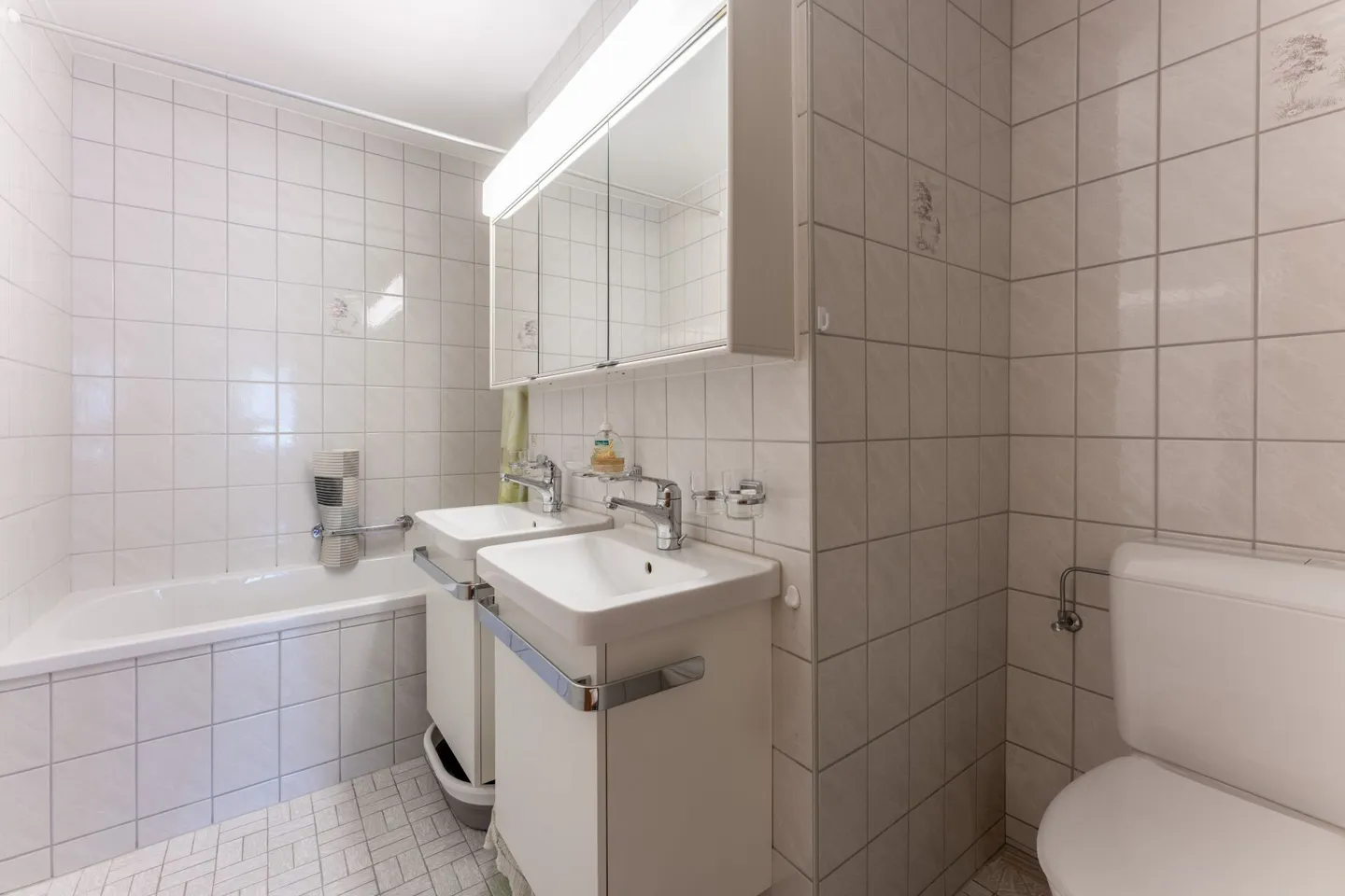 Charmante Wohnung Nähe Bergbahn Laax - Foto 9 von 13