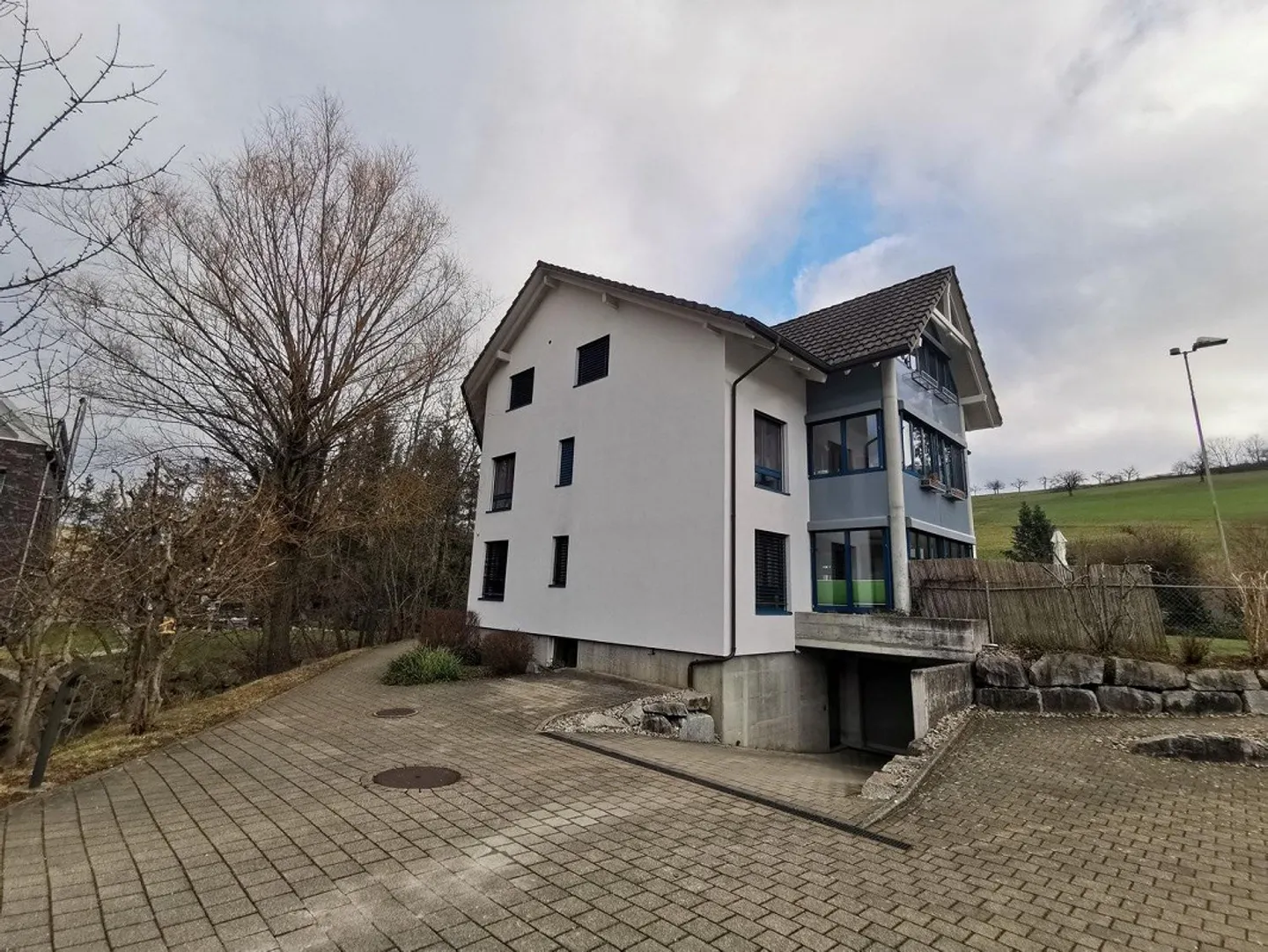 Appartamento attico attraente di 4,5 locali a Bennwil - Foto 1 di 13