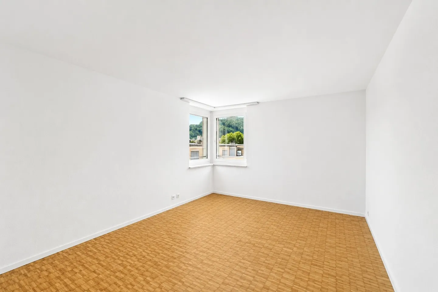 Appartement 4.5 pièces fraîchement rénové dans le meilleur emplacement à Pratteln - Photo 6 sur 11
