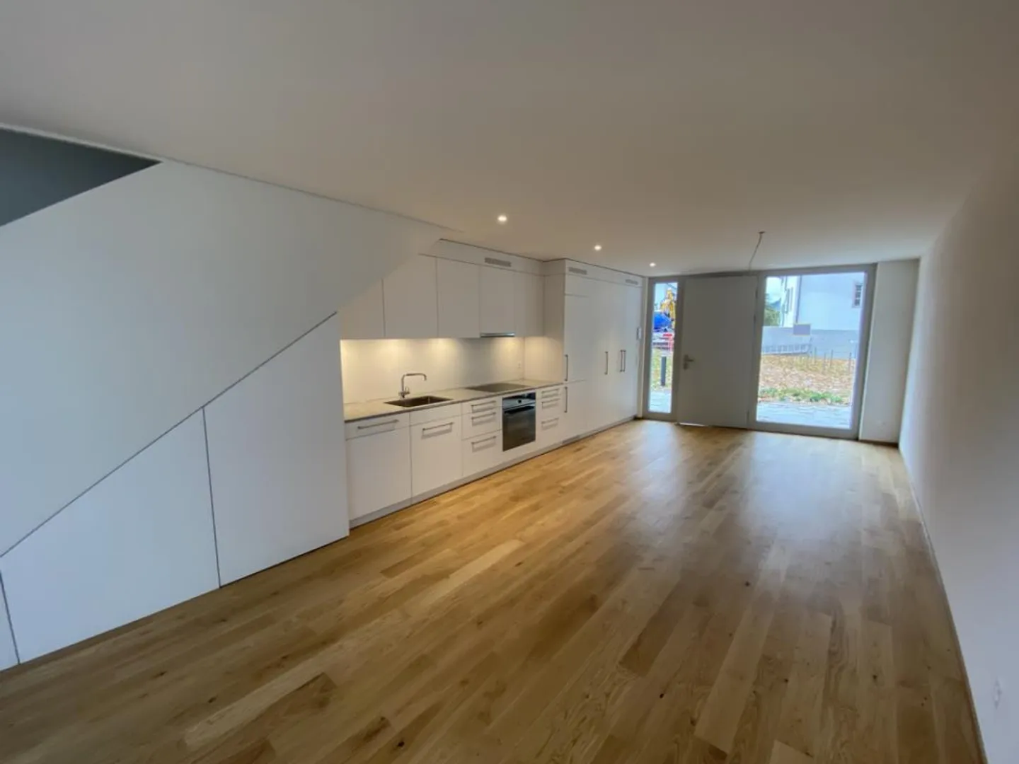 Charmantes Reihenhaus in Schwyz - Foto 3 von 8
