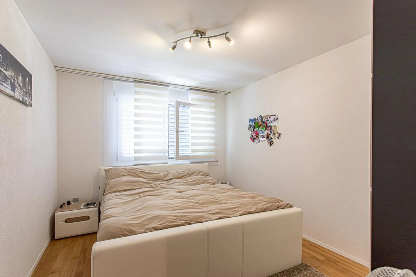 APPARTEMENT 3.5 PIÈCES LUMINEUX ET MODERNE - Photo 3 sur 10