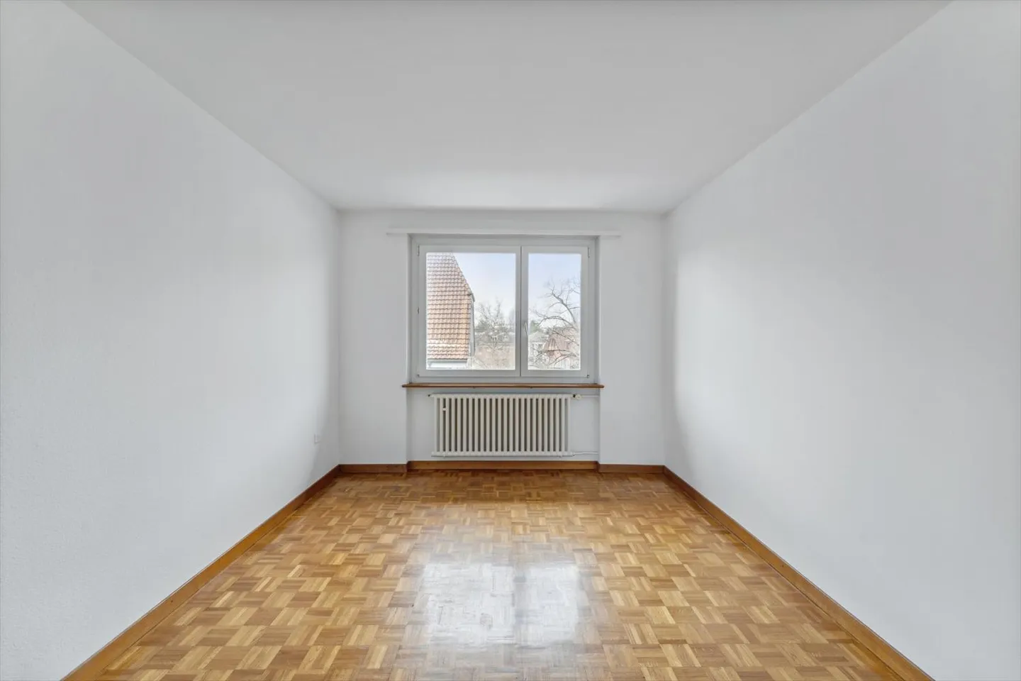 Living on 2 floors - Photo 6 of 10