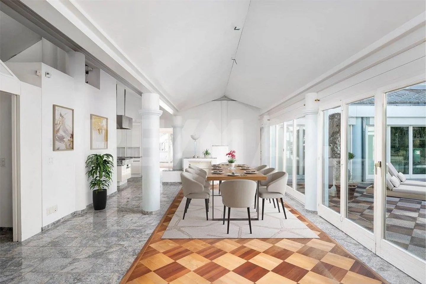 Casa unifamiliare extravagante di 5,5 locali con piscina, sauna e molto spazio - Foto 6 di 13