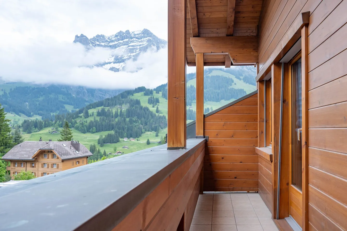 Appartamento di 5,5 stanze situato in posizione centrale con vista panoramica – Adelboden - Foto 25 di 34