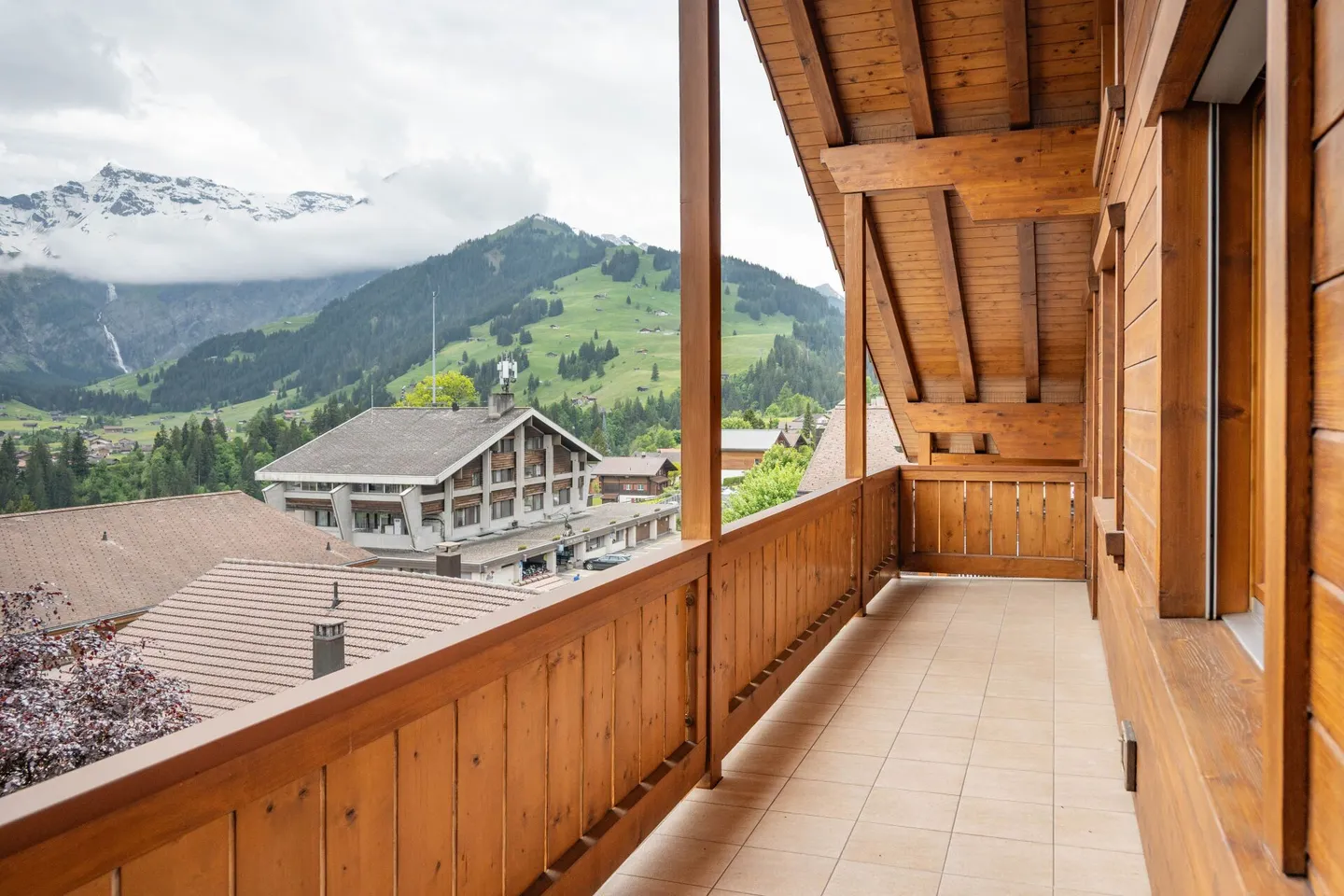 Appartamento di 5,5 stanze situato in posizione centrale con vista panoramica – Adelboden - Foto 26 di 34