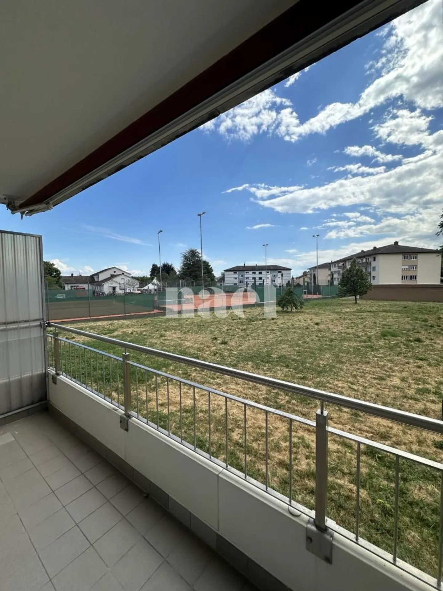 Appartamento idealmente situato - Foto 1 di 8