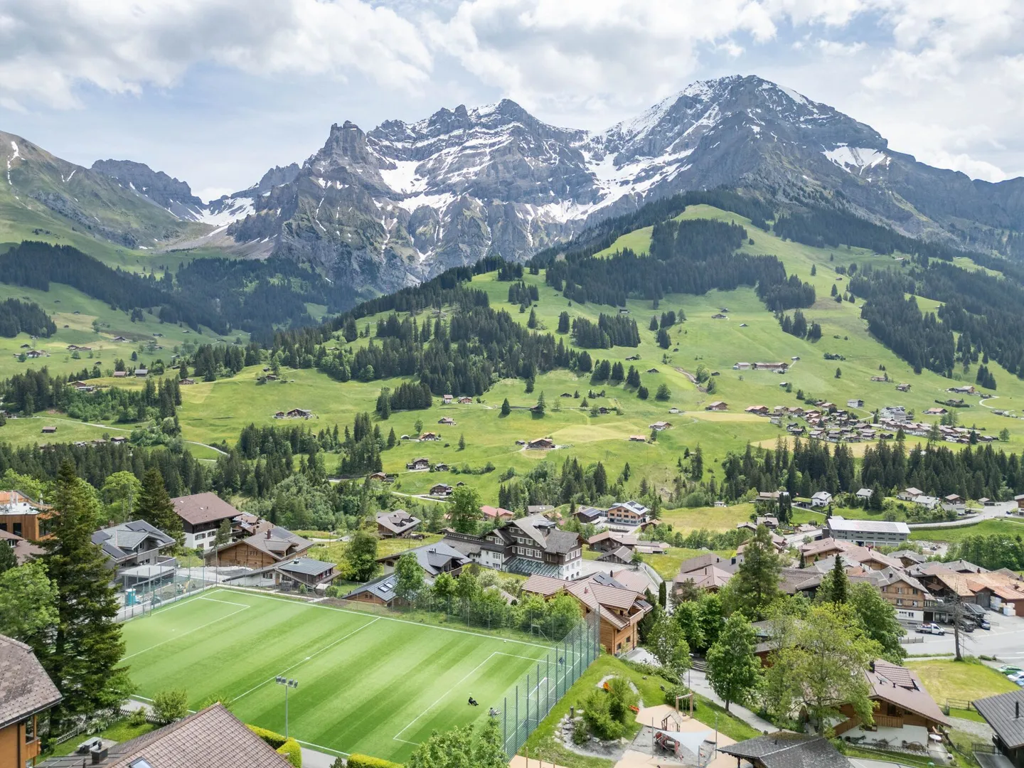 Appartamento di 5,5 stanze situato in posizione centrale con vista panoramica – Adelboden - Foto 30 di 34